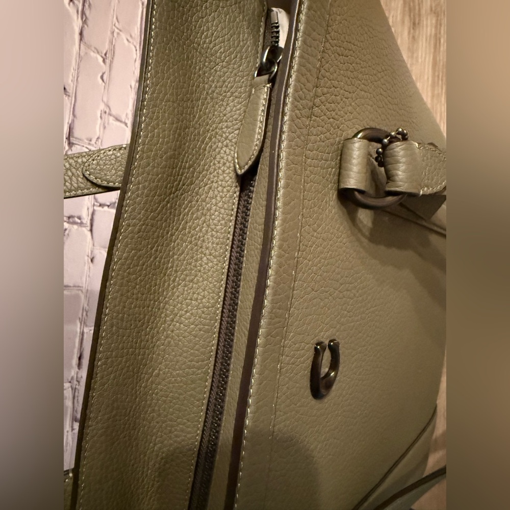 16 inches laptop unisex NWT CU116 Coach Gotham Zip Tote for work school CU116 - Picture 11 of 16